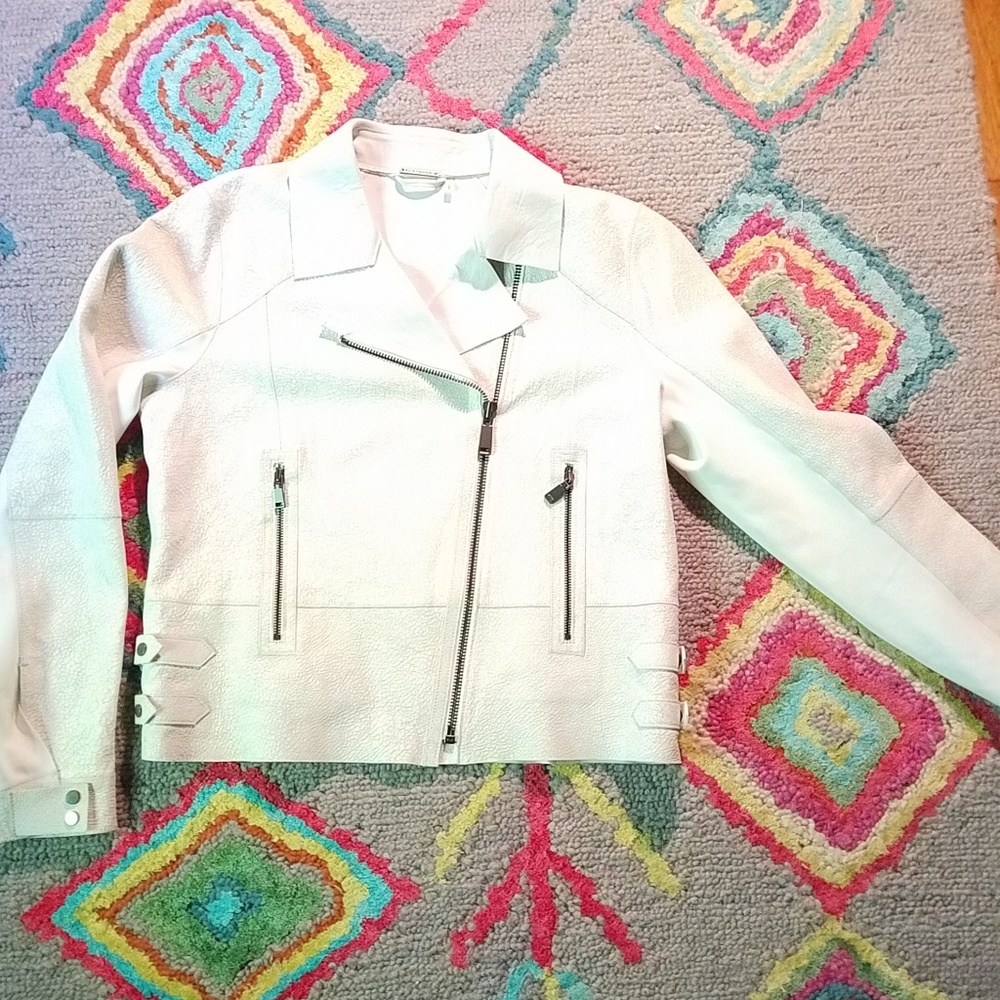 Rare, Elie Tahari Winter White  Leather Jacket